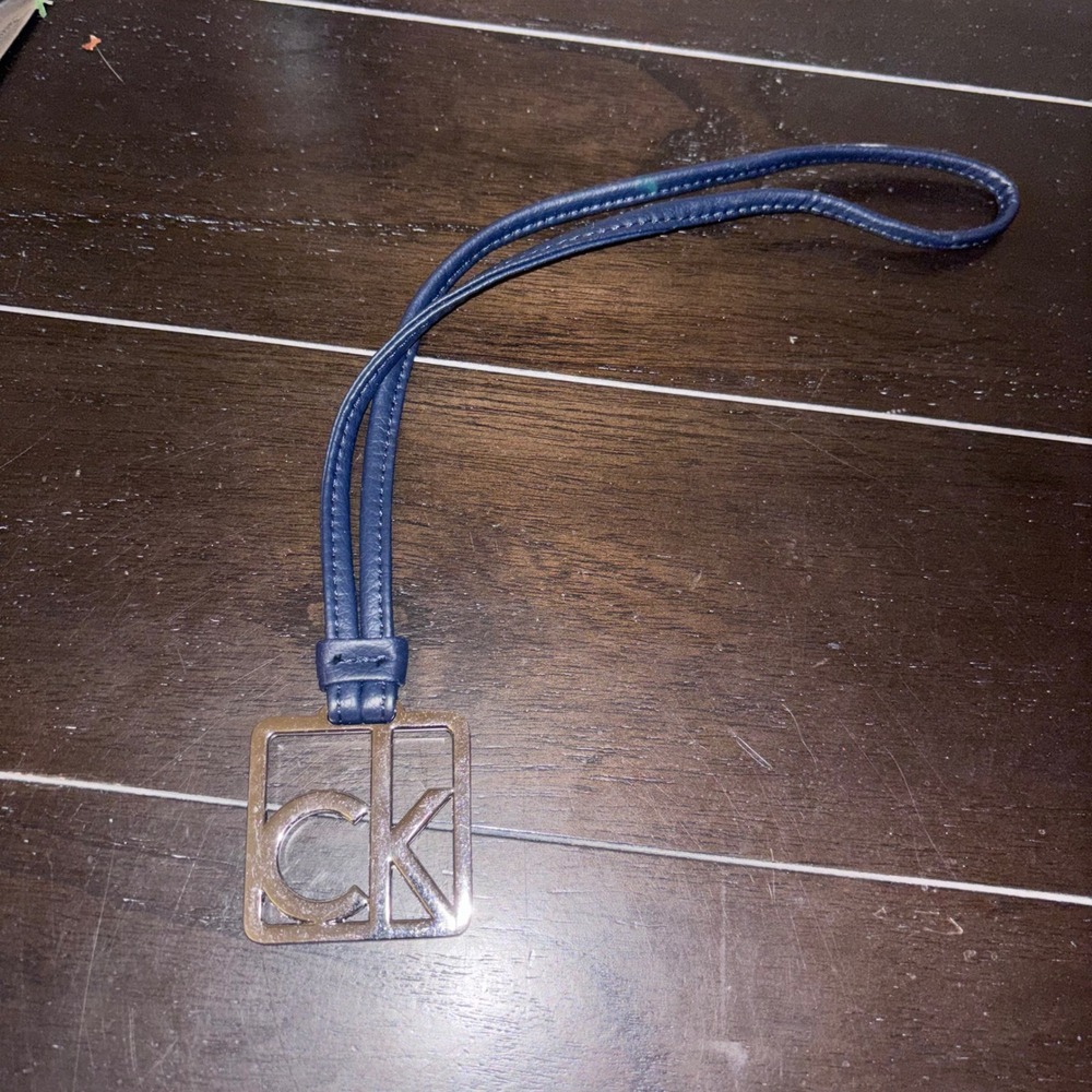 Calvin Klein | CK Logo | Bag Charm | Navy Blue Leather | Silver Square Keychain - Picture 3 of 7